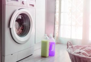 Stor perdeyi çamaşır makinesinde yıkama